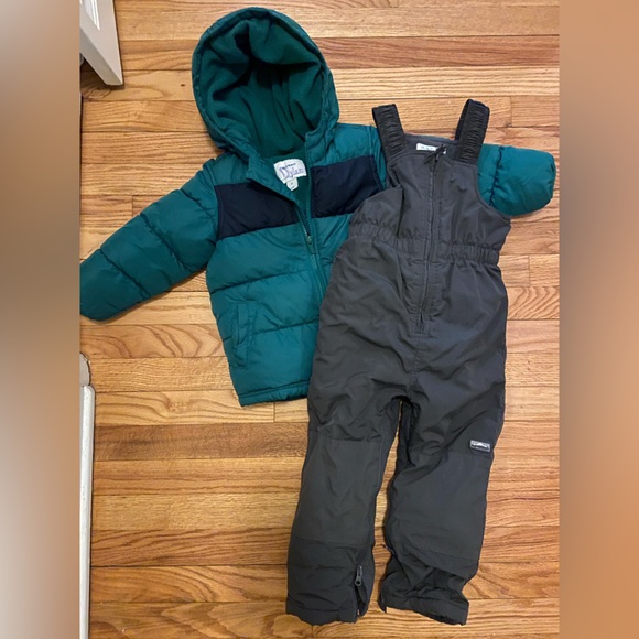 Boys Snow Gear Set Puffer Coat Old Navy Snow Pants Children’s place size 4T - Picture 1 of 5